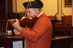 2024 Man plays violin