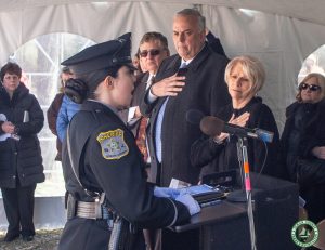 Sheriff officers sings national anthem