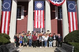 2021 students & period interpreters in front of courthouse