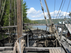 Quarter Galley with cannon aimed starboard